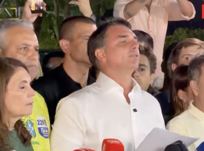 Ladrón Comunista Descubierto 